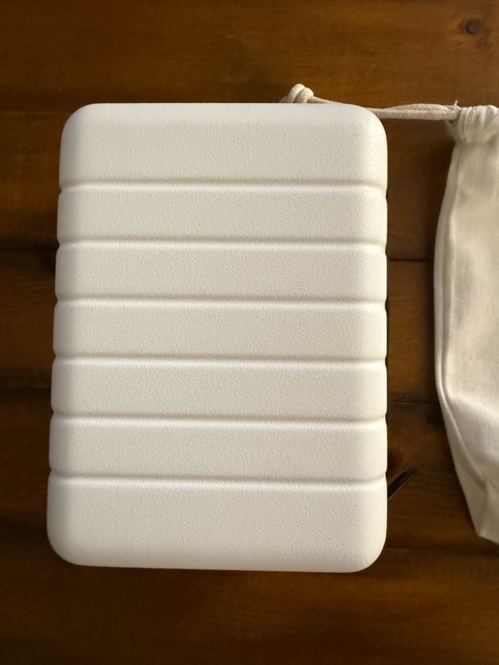 Away White Hard-Shell Tablet Case with Branded Drawstring Pouch - Picture 3 of 8